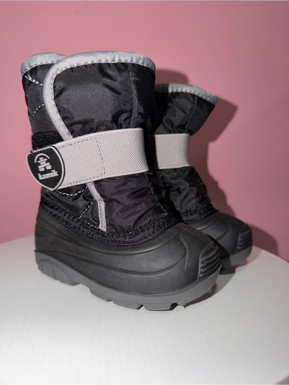 Kamik Toddler Black and Gray Winter Boots with Reflective Strap size 5C